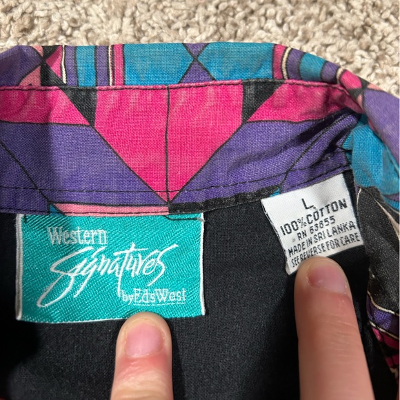 Vintage Western Signatures‎ by Eds West Black Button-Up with Bold Southwestern - Picture 2 of 4